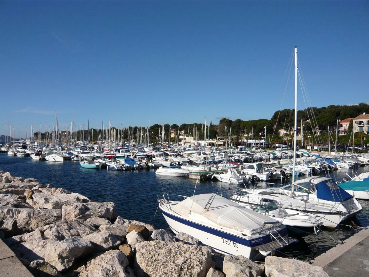 Les Palmiers Apartment Saint-Cyr-sur-Mer Exterior photo